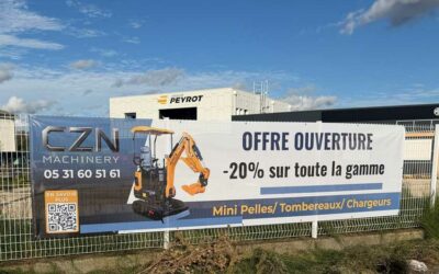 Fabrication et pose d’une bâche publicitaire micro-perforée pour pose sur grillage.